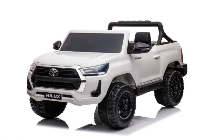 Masinuta electrica Toyota Hilux 4x4 12V 2 copii 2-6 ani alb